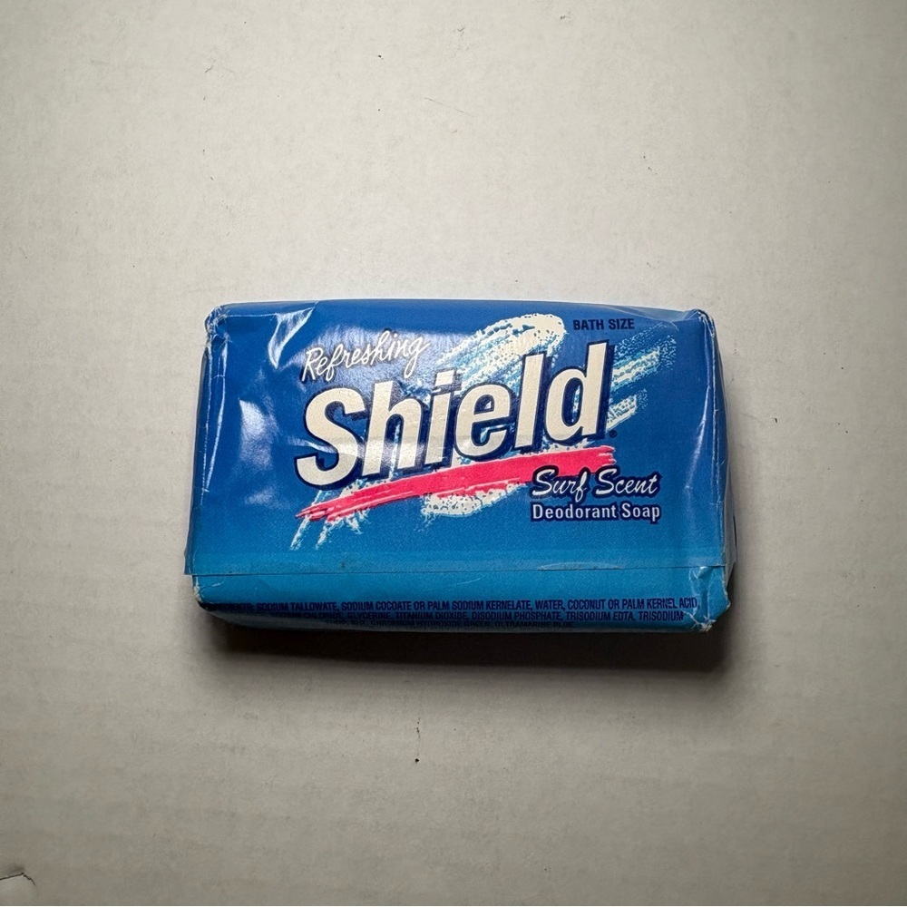 Vintage 90s Shield Refreshing Surf Scent Bar Soap NEW Discontinued